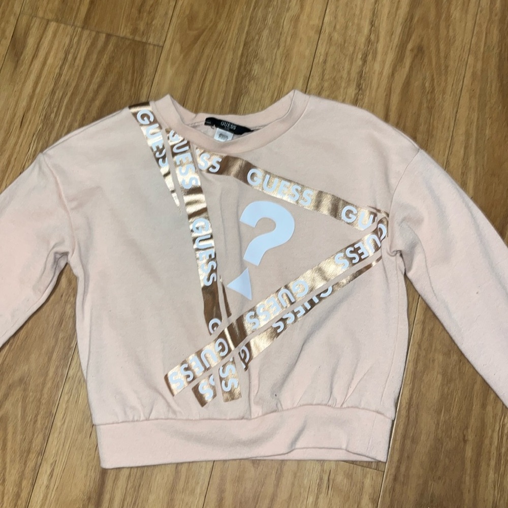 kid’s Guess crew sweater
